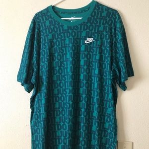 XL Nike Tee 👕